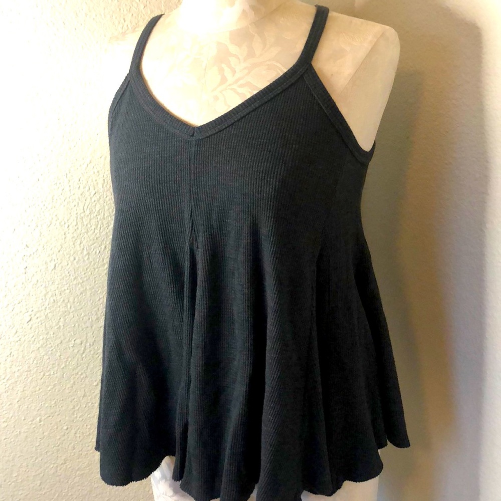 Flowy grey tank
